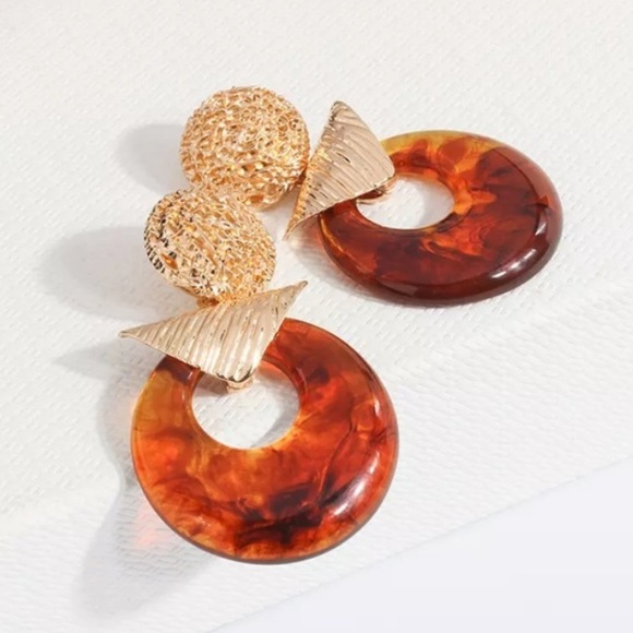 Zara Jewelry - Zara | clip on earrings